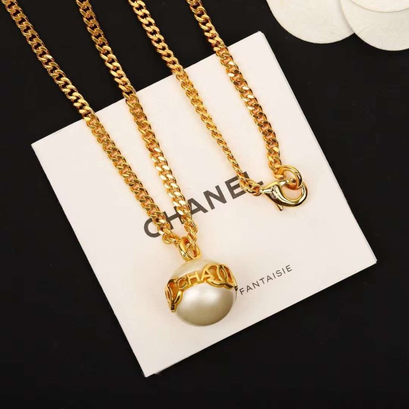 Chanel Vintage Necklace JWL00214