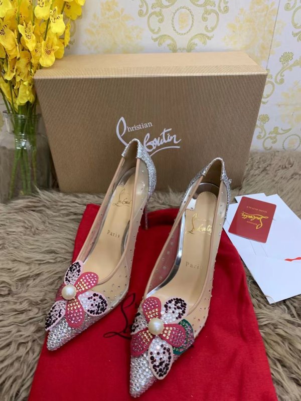 Christian Louboutin Beige Heeled Sandals SHS02554