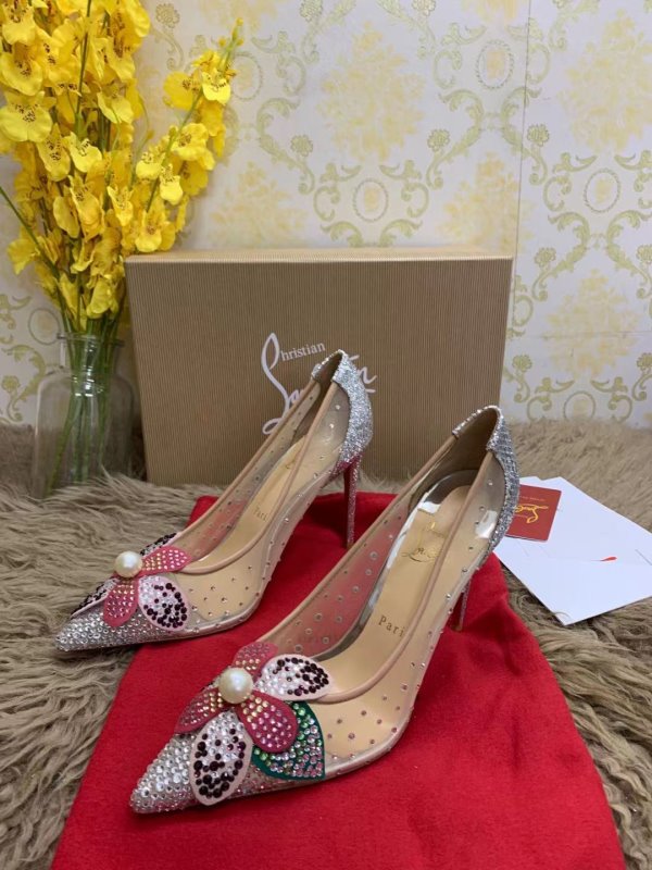 Christian Louboutin Beige Heeled Sandals SHS02554