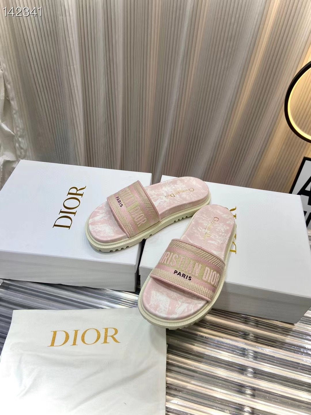 Dior  Classic Slippers SHS03596