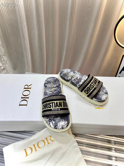 Dior  Classic Slippers SHS03598