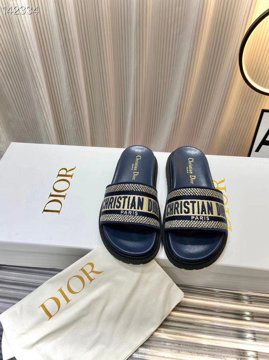 Dior  Classic Slippers SHS03602