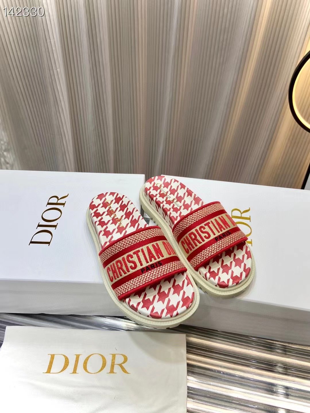 Dior  Classic Slippers SHS03605