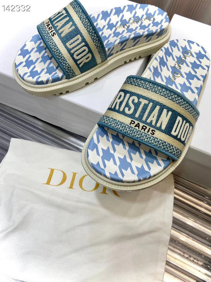 Dior  Classic Slippers SHS03607