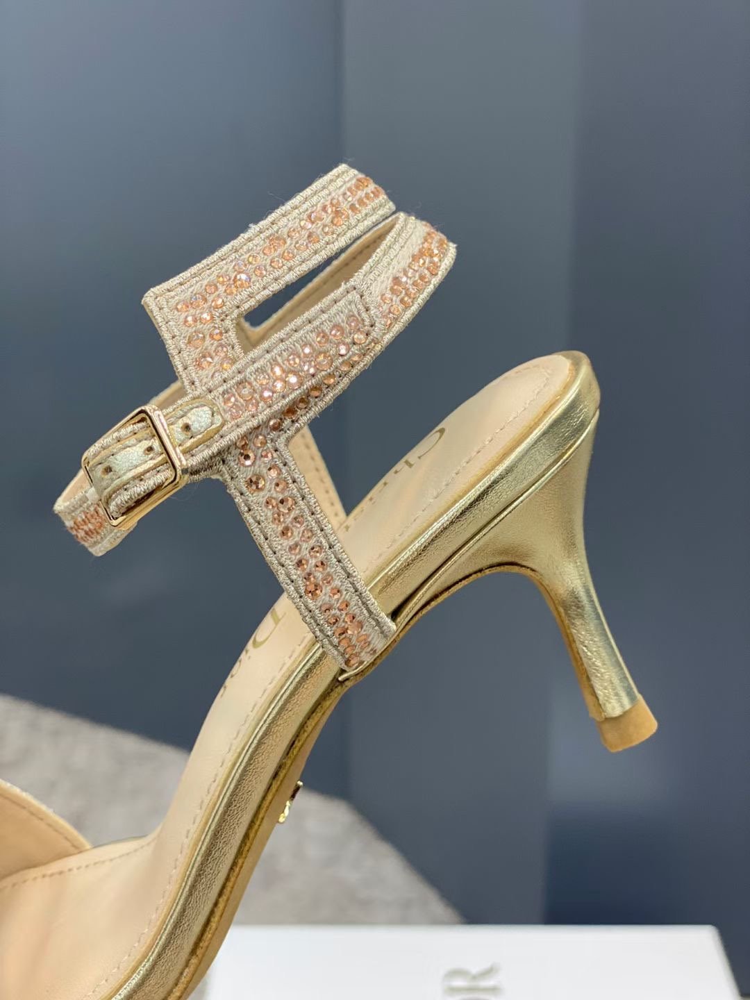 Dior  Emproidery Sandals SHS03562