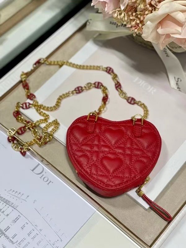 Dior Red Heart Chain Bag WLB01282