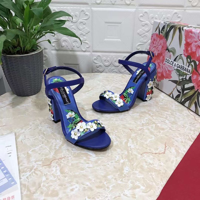 Dolce and Gabbana Flower Chunky Heel Sandals SHS05383