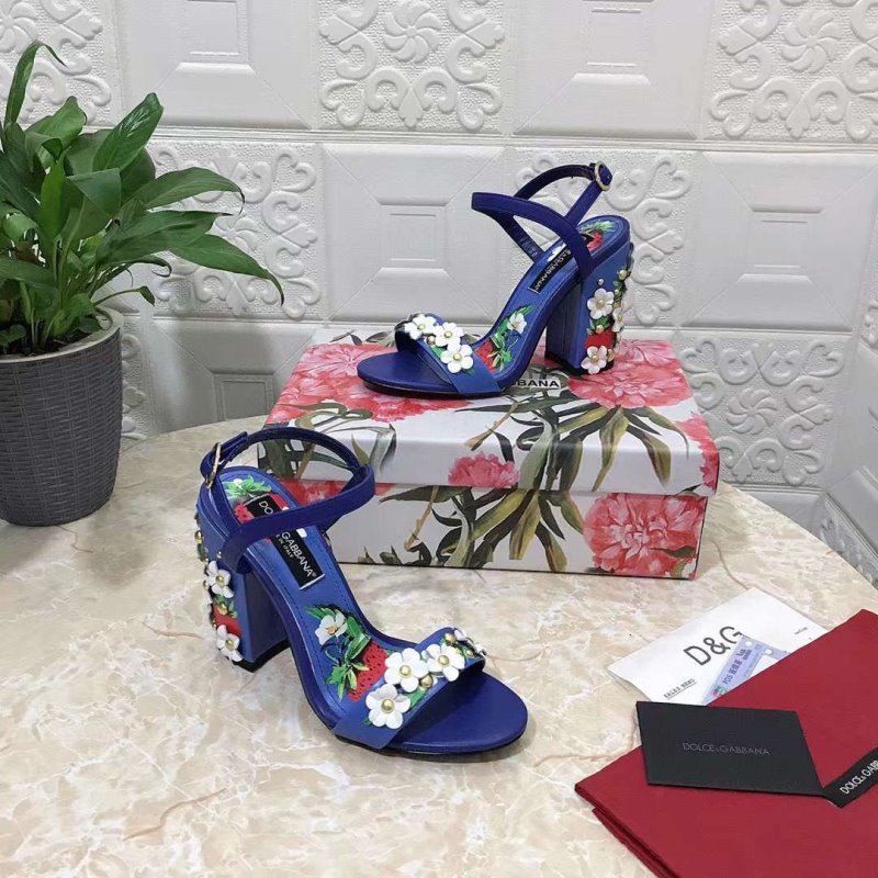 Dolce and Gabbana Flower Chunky Heel Sandals SHS05383