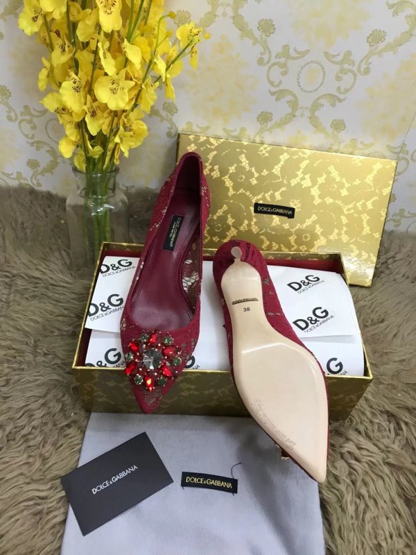 Dolce and Gabbana Pump SHS03011