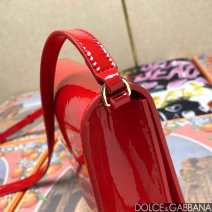 Dolce and Gabbana DG Logo Hand Bag BG02108