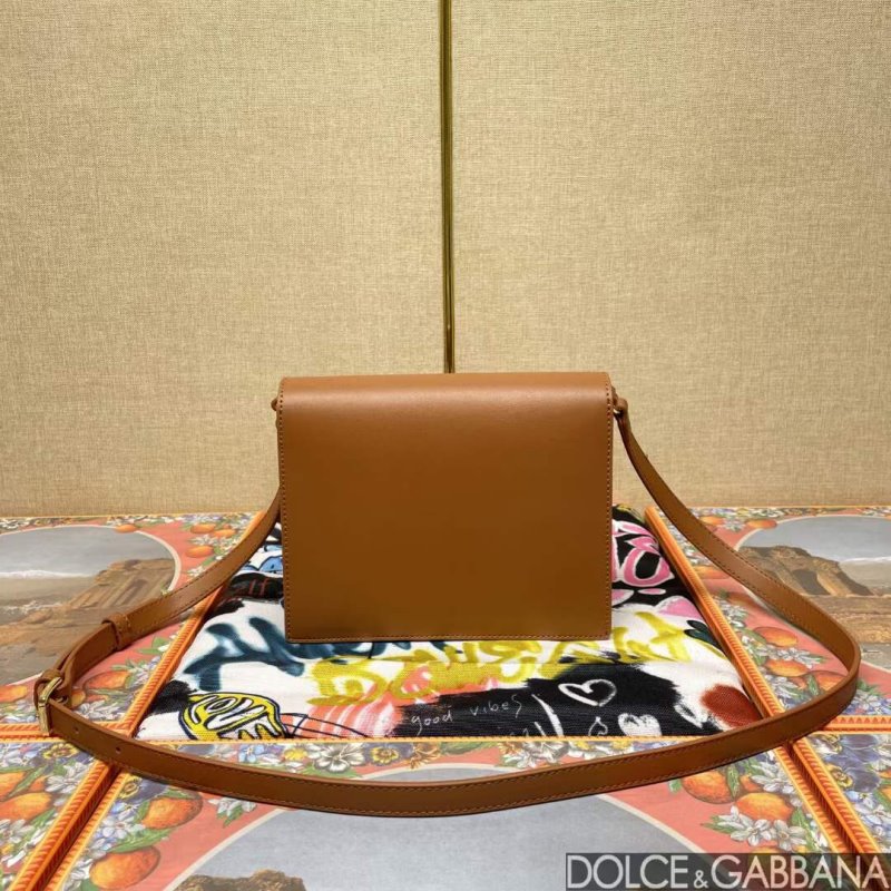 Dolce and Gabbana DG Logo Hand Bag BG02110