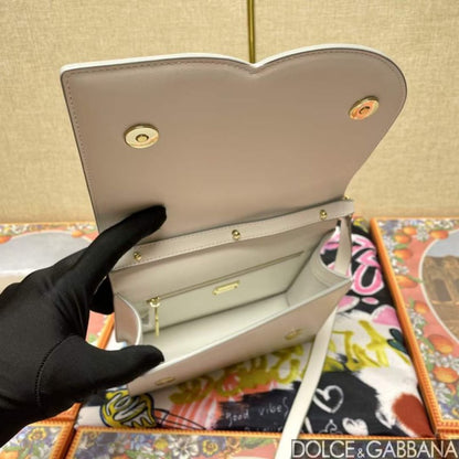 Dolce and Gabbana DG Logo Hand Bag BG02111