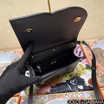 Dolce and Gabbana DG Logo Hand Bag BG02112