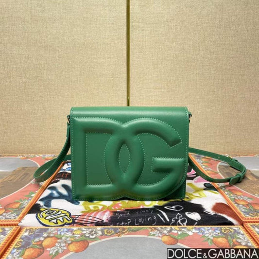 Dolce and Gabbana DG Logo Hand Bag BG02113