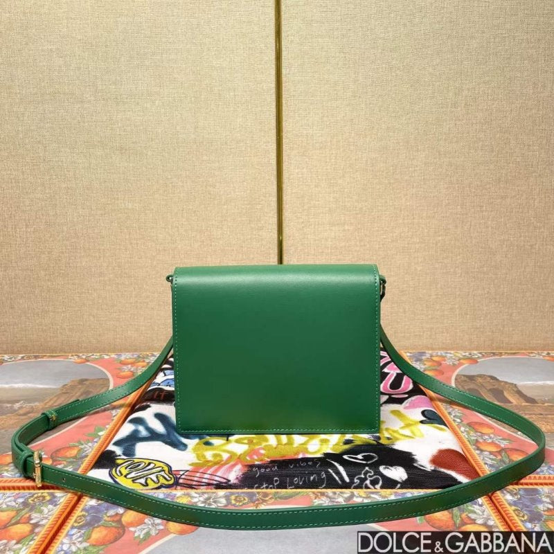Dolce and Gabbana DG Logo Hand Bag BG02113