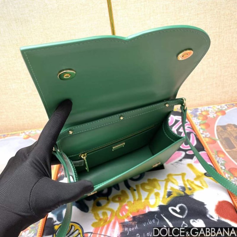 Dolce and Gabbana DG Logo Hand Bag BG02113