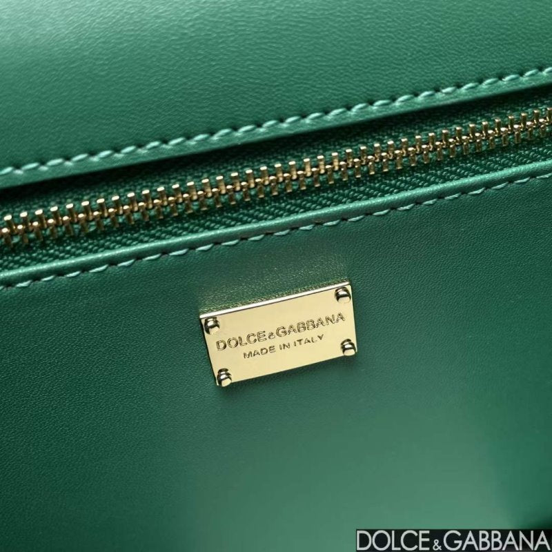 Dolce and Gabbana DG Logo Hand Bag BG02113