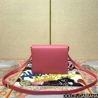 Dolce and Gabbana DG Logo Hand Bag BG02114