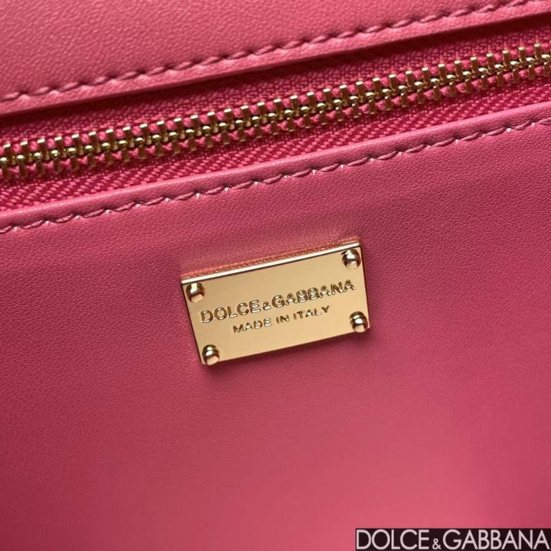 Dolce and Gabbana DG Logo Hand Bag BG02114