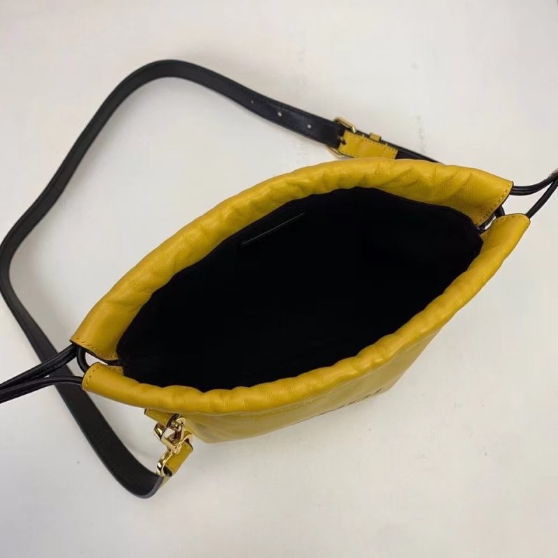 Fendi Bucket Bag BFND10025