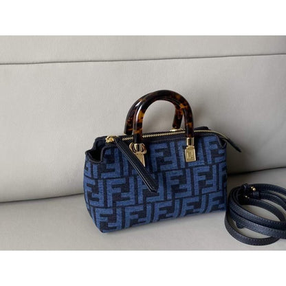 Fendi By the way Shoulder Bag BGMP1061