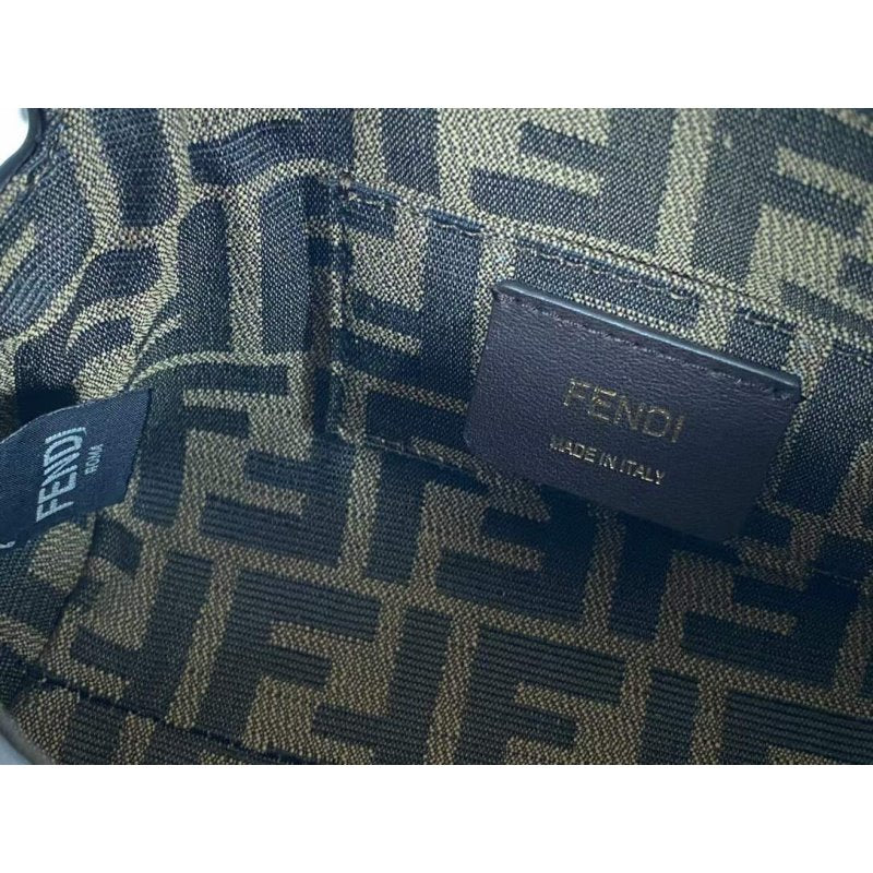 Fendi By the way Shoulder Bag BGMP1067