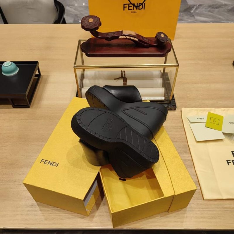 Fendi High Heeled Sandals SHS05127