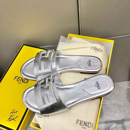 Fendi Leather Slides SHS03550