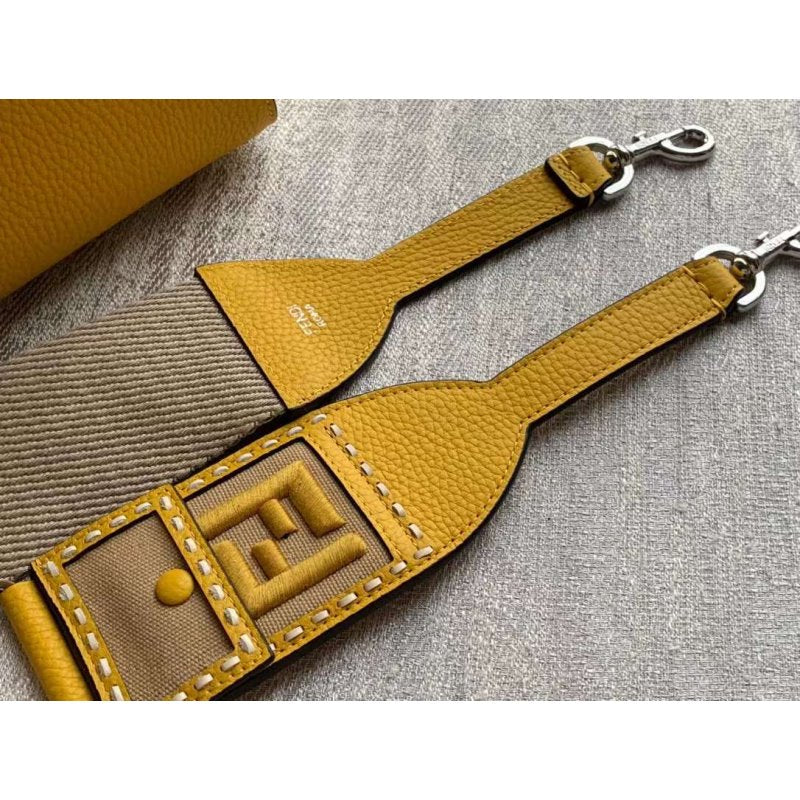 Fendi Peekaboo Hand Bag BGMP1595