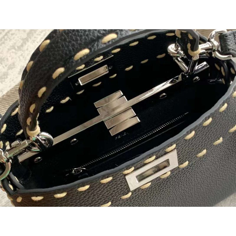 Fendi Peekaboo Hand Bag BGMP1596