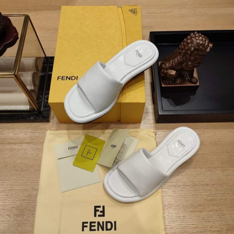 Fendi Sandals SHS05117