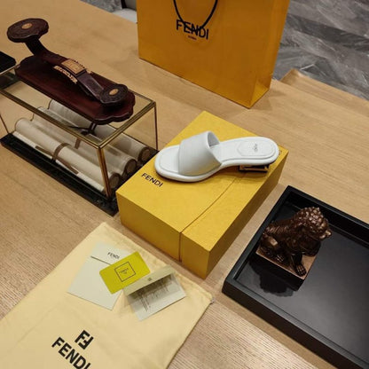 Fendi Sandals SHS05117