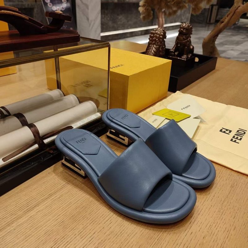 Fendi Sandals SHS05121