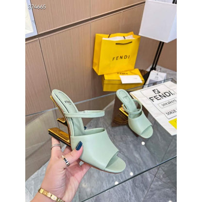 Fendi Sandals SHS05134