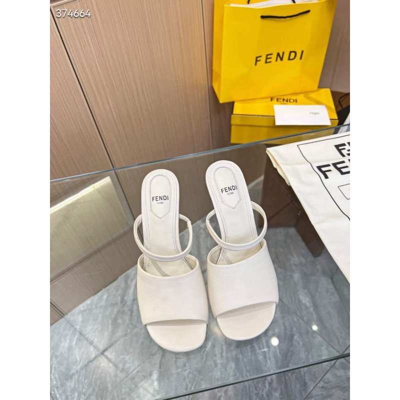 Fendi Sandals SHS05135