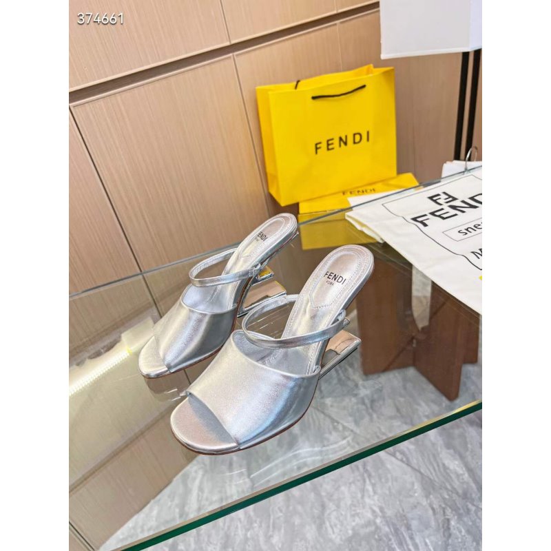 Fendi Sandals SHS05137