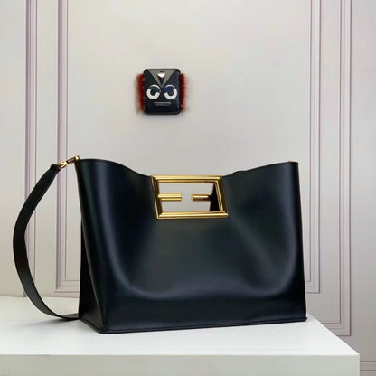 Fendi Shoulder Bag BFND10023