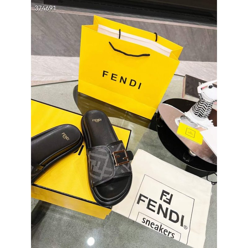 Fendi Slippers SHS05131