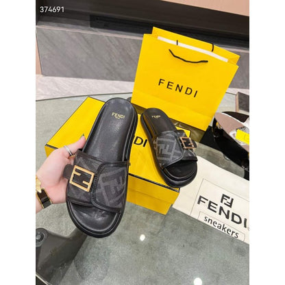 Fendi Slippers SHS05131