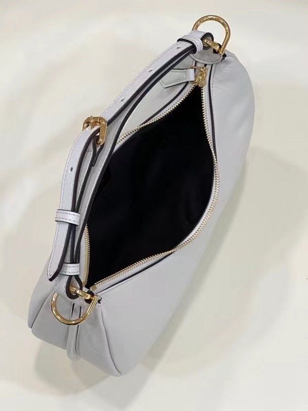 Fendi White Armpit Bag BFND9965