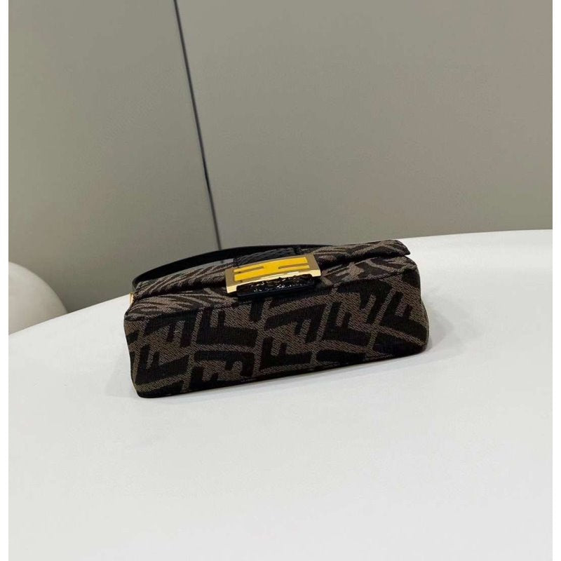 Fendi Baguette 1997 Hand Bag BG02076