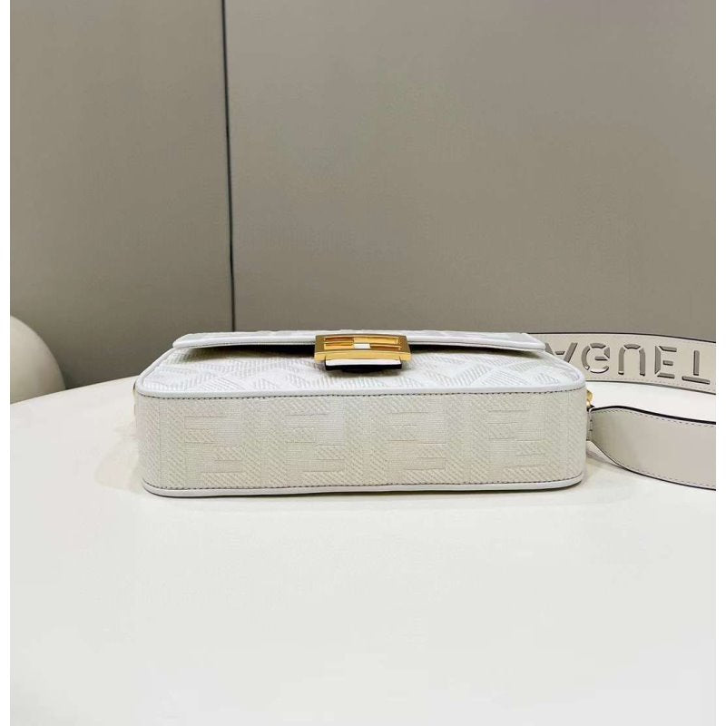 Fendi Classic Baguette Hand Bag BG02071