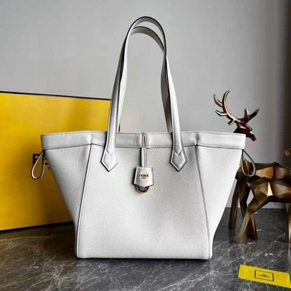 Fendi Classic Folding Leather Bag BGMP1732