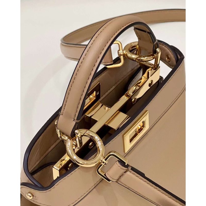 Fendi Peekaboo Hand Bag BG02005