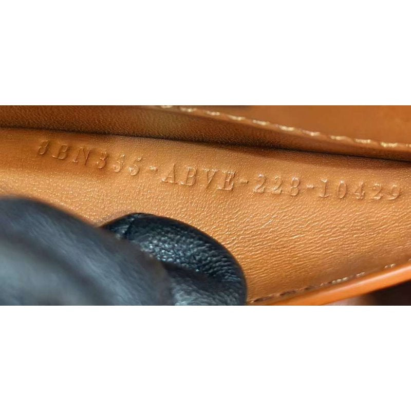 Fendi Peekaboo Hand Bag BG02010