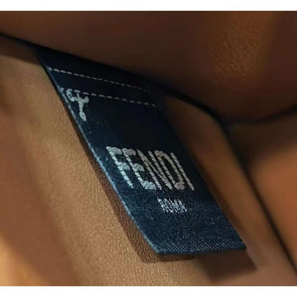 Fendi Peekaboo Hand Bag BG02010
