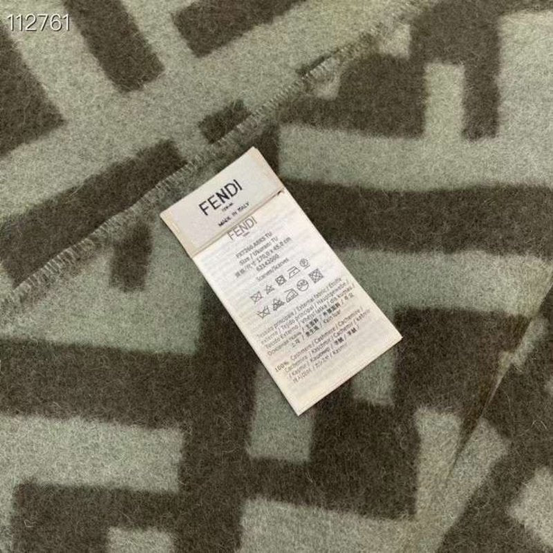Fendi Wool Cashmere Scarf SS001033
