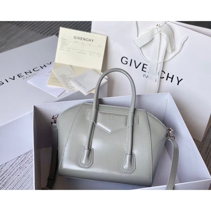 Givenchy Antigona Lock Bag BGV00155