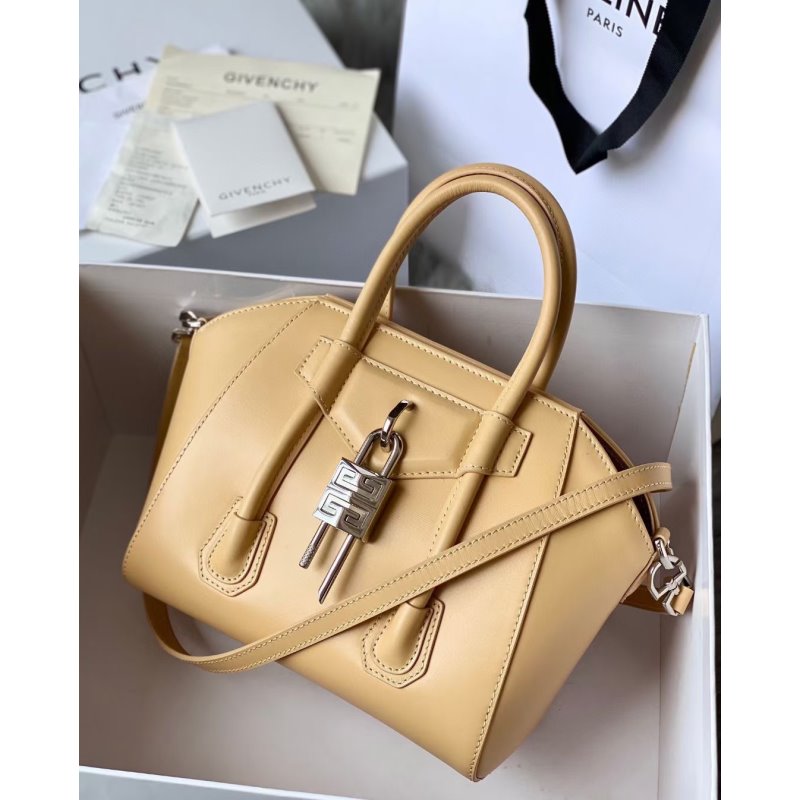 Givenchy Antigona Lock Bag BGV00157