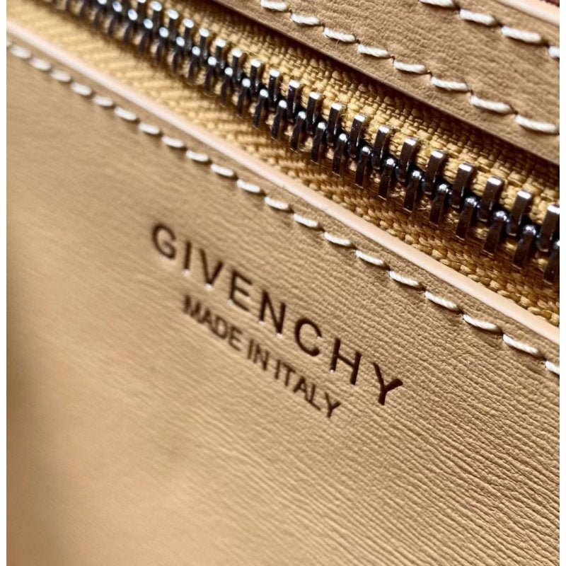 Givenchy Antigona Lock Bag BGV00157